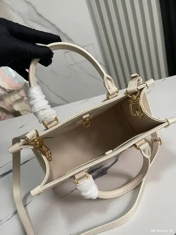Aaa replica ru VUITTON LOUIS ONTHEGO PM 0516
